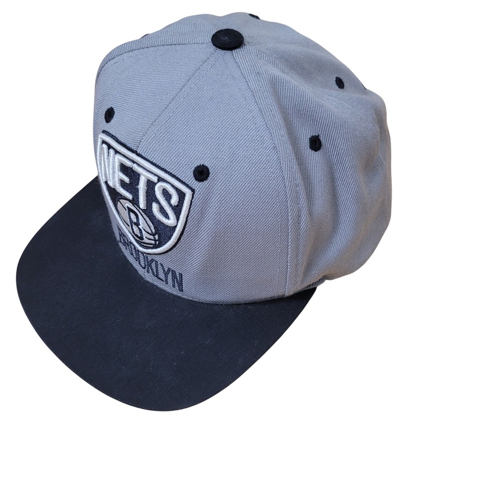 Mitchell & Ness Brooklyn Nets Snapback Hat Mens Grey Black NBA Basketball Cap - Picture 3 of 9